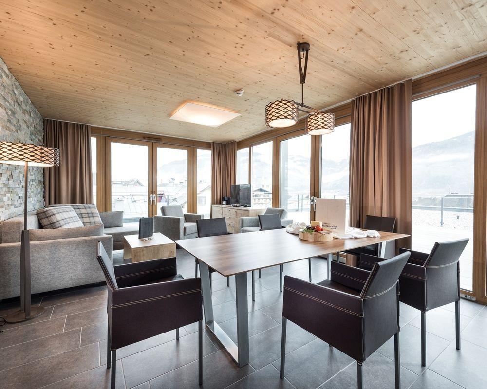 Apartment Centrum - Steinbock Lodges 젤암제 외부 사진