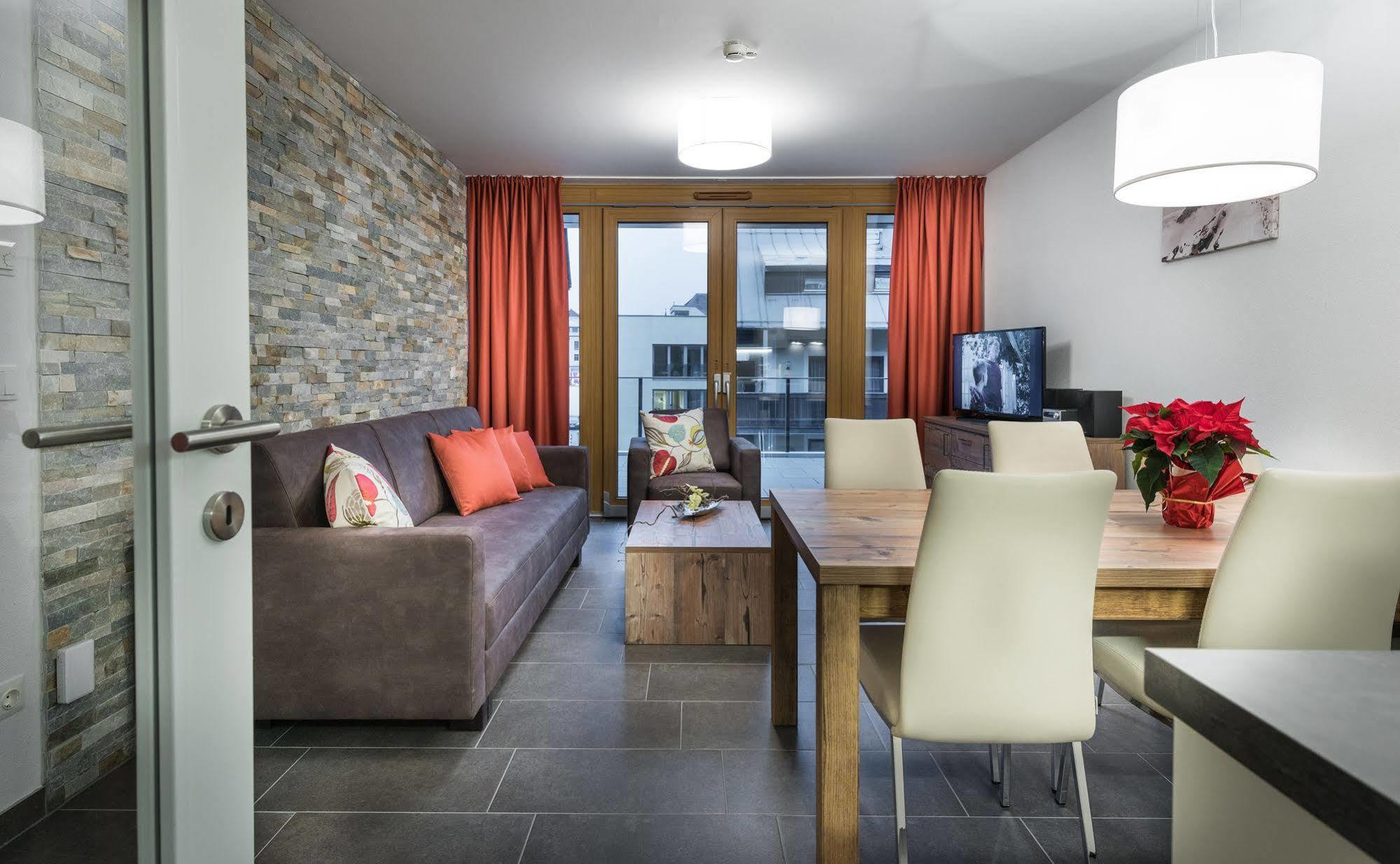 Apartment Centrum - Steinbock Lodges 젤암제 외부 사진