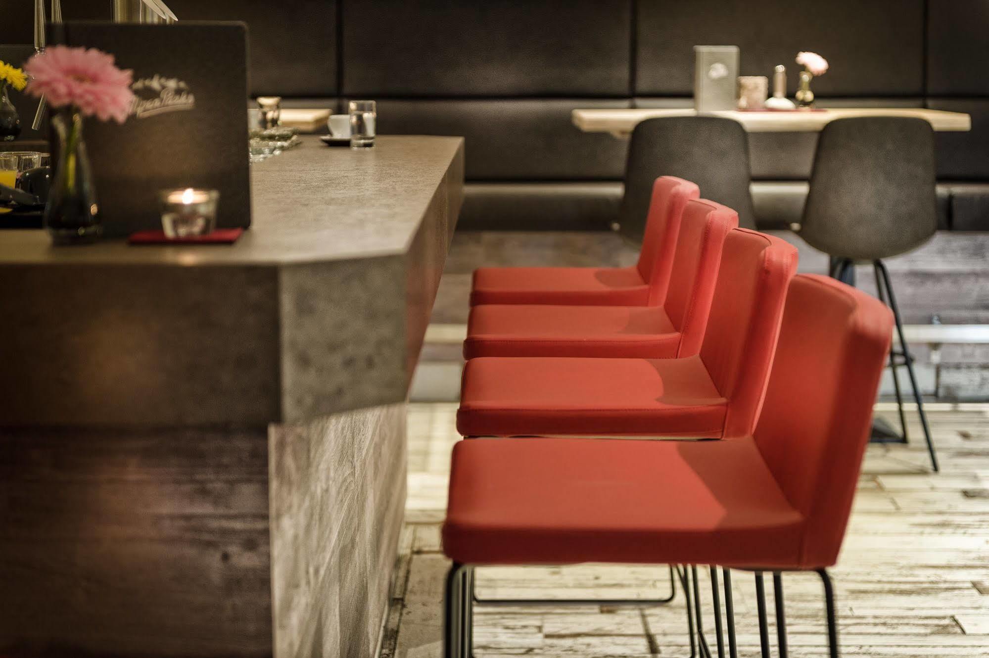 Apartment Centrum - Steinbock Lodges 젤암제 외부 사진
